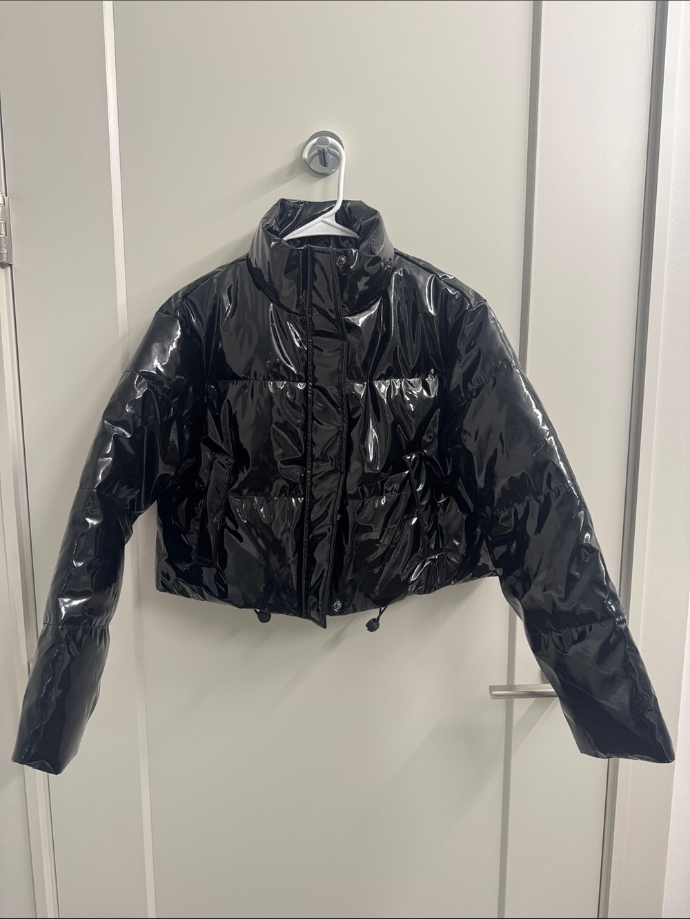 PrettyLittleThing Black Shiny Cropped Puffer Jacket